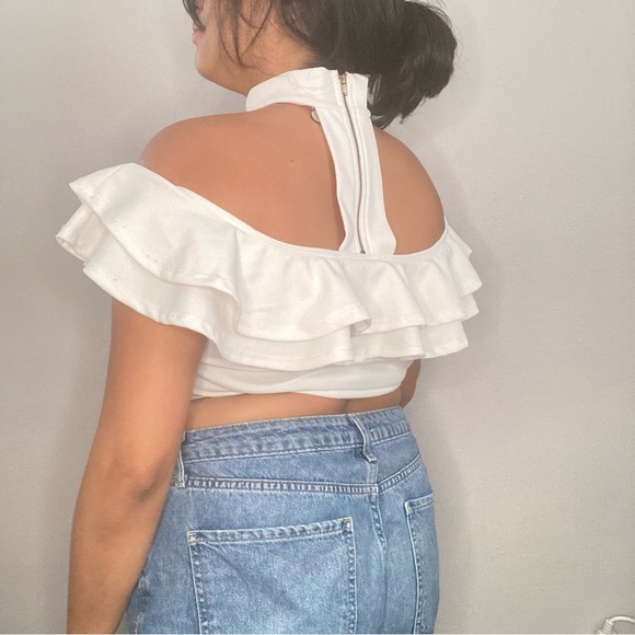 White Ruffled Winwin Blouse - Picture 5 of 6